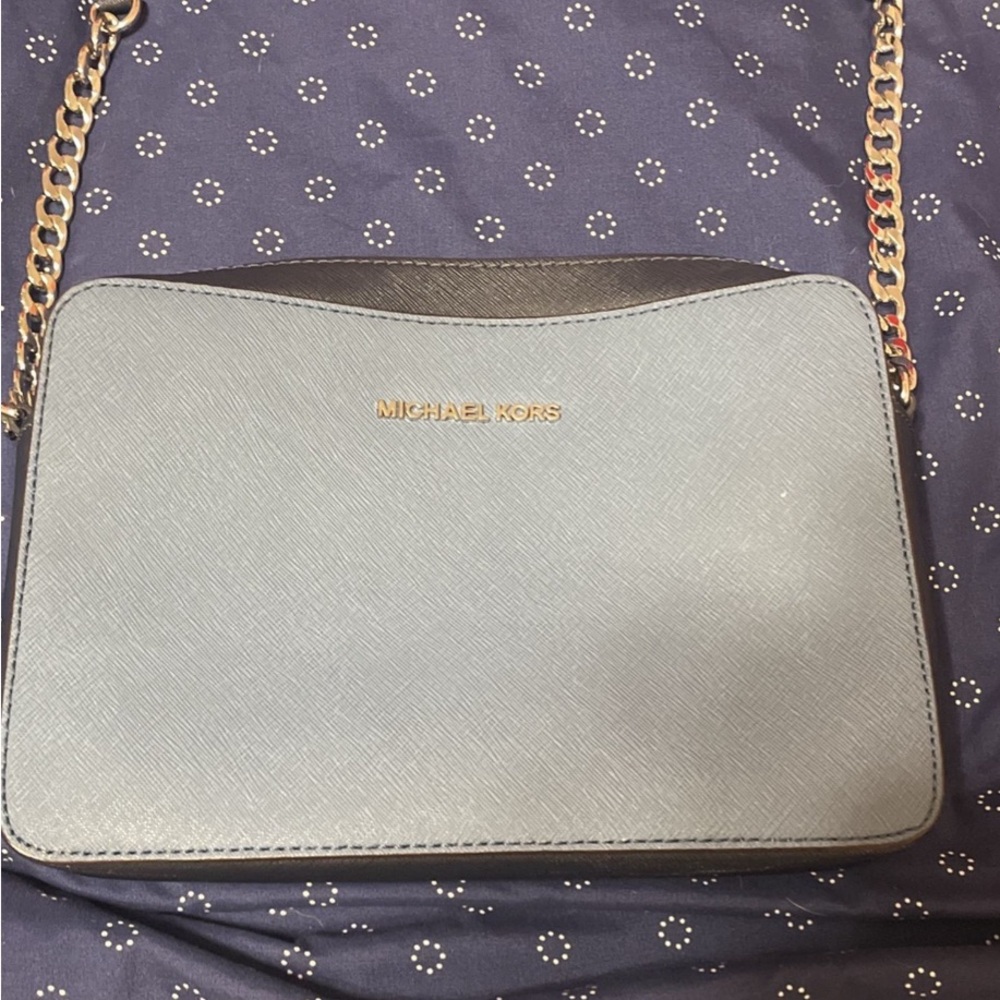 Michael Kors Black Leather Bag with Signature Lining - Picture 2 of 3